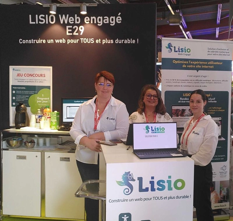 Cyrielle Lelorain, Marie Catoen et Jade Massé de l’équipe LISIO au congrès HLM 2023 à Nantes